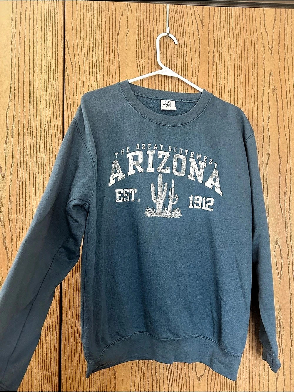 Arizona Graphic Sweatshirt Size Medium